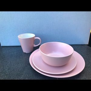 IKEA Dinera Dinner Set Pink